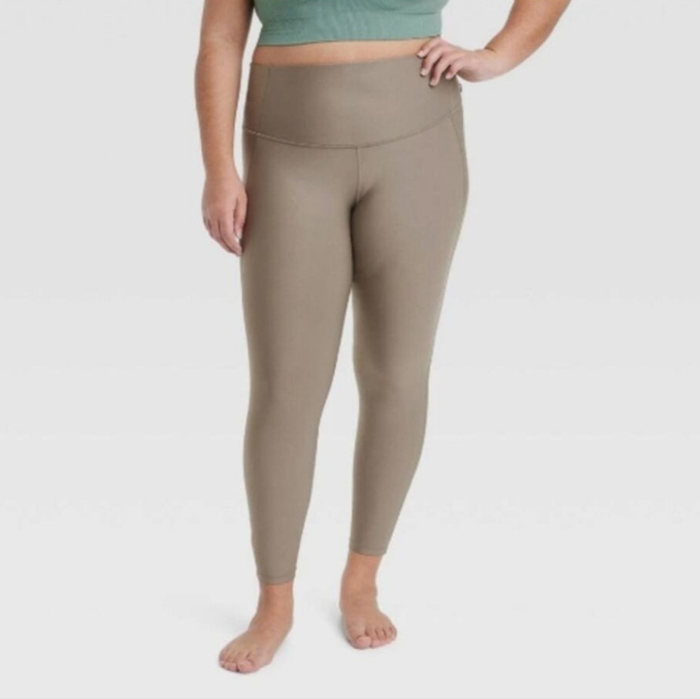 Women's Effortless Support High-Rise 7/8 Leggings - All In Motion Taupe XXL